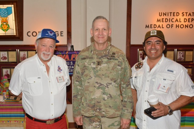 The U.S. Army Medical Center of Excellence (MEDCoE), hosted a leader breakfast in honor of the 2022 Fiesta Court and Fiesta Commission at Fort Sam Houston, Joint Base San Antonio, March 30, 2022. The event was intended to be proceeded by the Annual MEDCoE “Viva Fiesta” Run that was cancelled due to projections of lightning and thunderstorms. Pictured left to right, Bart Simpson, King Antonio XCIX; Maj. Gen. Dennis LeMaster, MEDCoE Commanding General; and Augustine Cortez, El Rey Feo. 