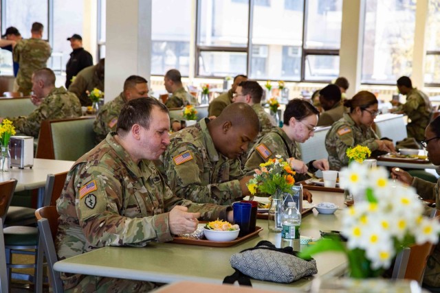 Soldiers taking a break from drill to enjoy lunch at the new Artesani Warrior Restaurant. 