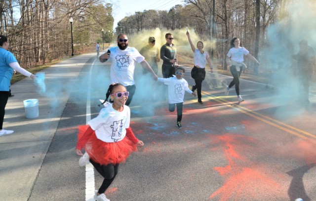 Fort Lee CYS hosts inaugural Color Run