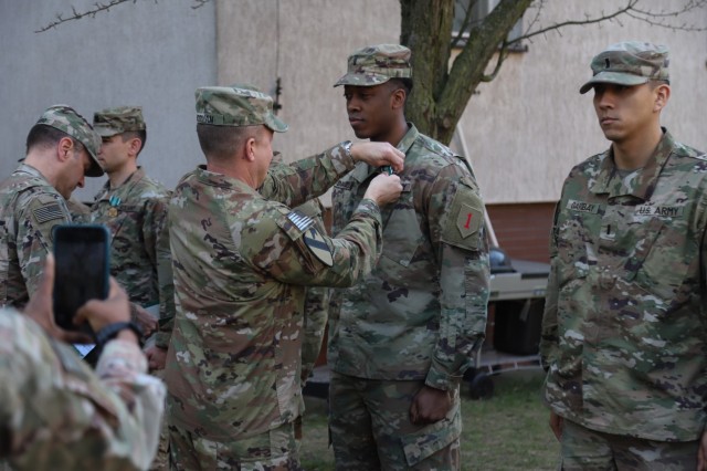 1st ID bids farewell to Colorado Army National Guard Soldiers during award ceremony