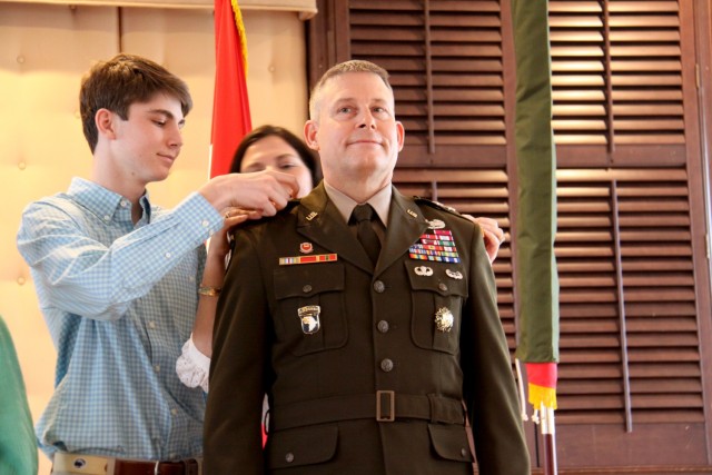 USACE NAD commander promoted to major general