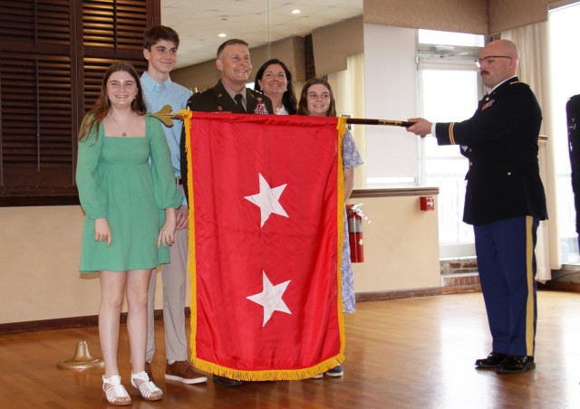 USACE NAD commander promoted to major general