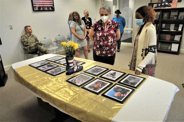 Gold Star Spouses assist with Wall of Honor unveiling at Fort Lee
