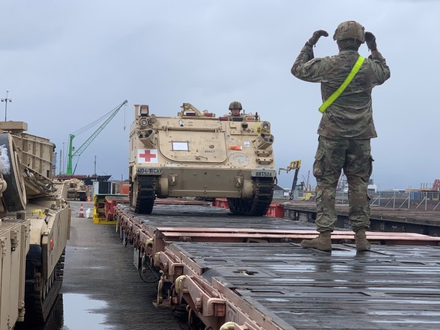 Vlissingen port operations swiftly move Army equipment through Europe