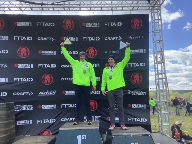 Maj. Robert Killian, left, from California finished first in the men’s elite category and Utah National Guard 2nd Lt. Dayde Collins came in second at the Spartan Sprint 5k with over 20 obstacles in Concord, North Carolina, April 9-10. The National Guard’s All Guard Endurance Team sent more than 40 members to the competition. (Photo by Maj. Jean Kratzer)