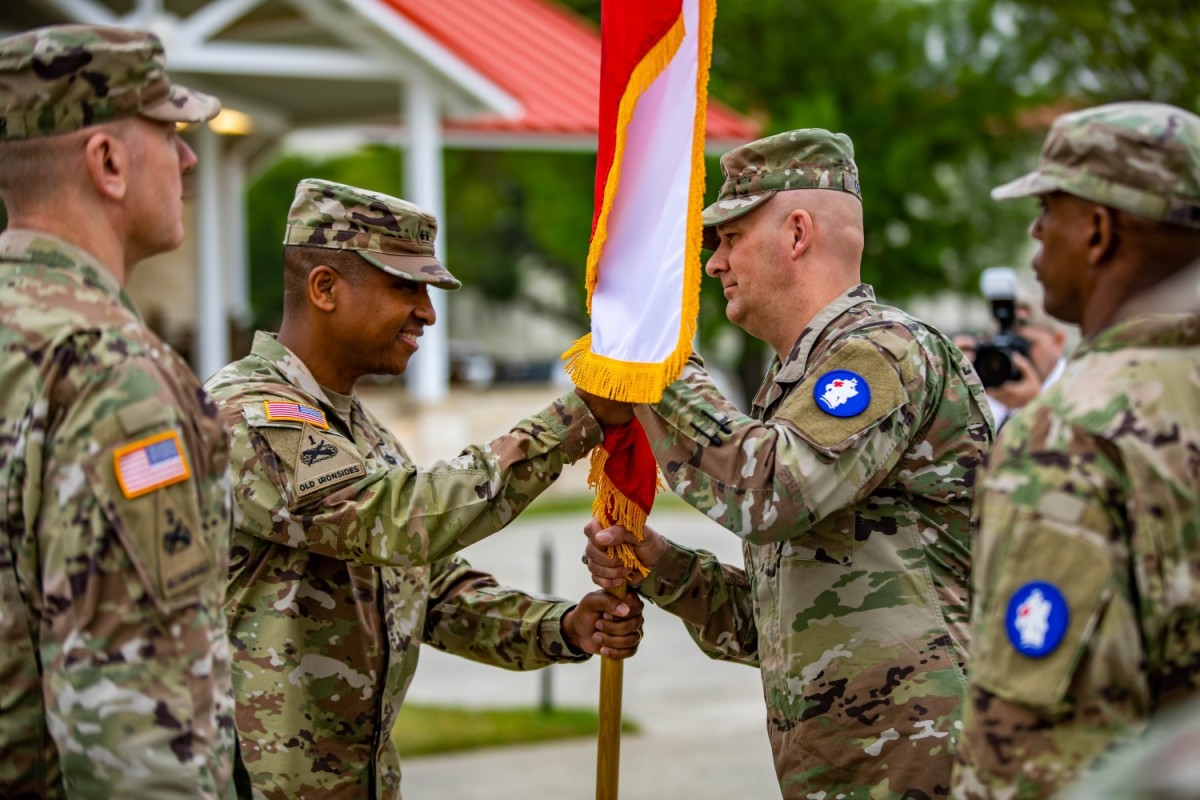 U.S. Army South holds change of responsibility | Article | The United ...