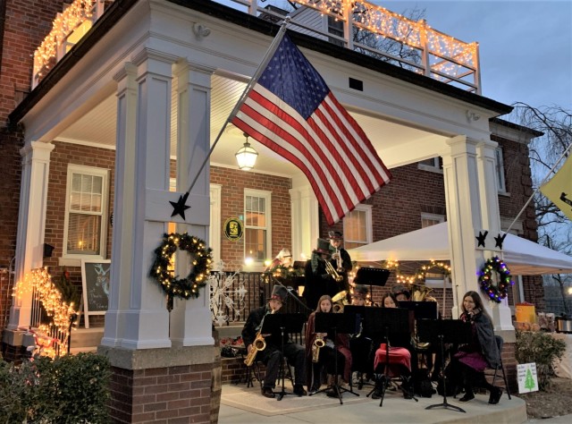 Fort Knox teen musicians perform holiday music during the Tour of Homes Dec. 9, 2021. 