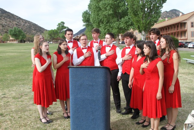 Star Spangled Banner Singers 