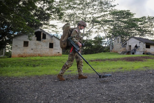 Explosive Ordnance Disposal leaders capture lessons learned from combat training