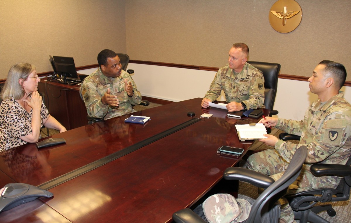 aafes-senior-enlisted-advisor-visits-fort-rucker-as-px-renovations-near