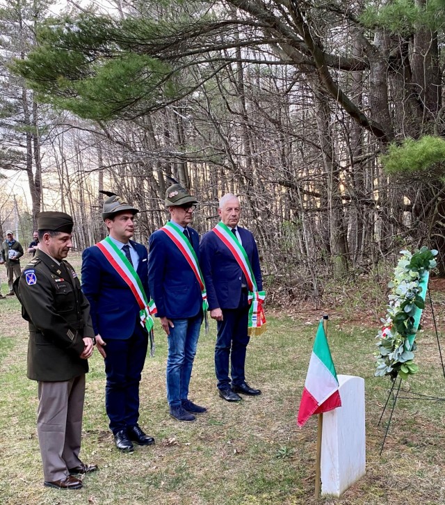 Col. James Zacchino Jr., Fort Drum garrison commander, welcomed Italian officials and guests April 25 on their first tour of a U.S. Army installation. The delegation included included Nicola Ferronato, mayor of Caldogno, Renzo Marangon, mayor of Camisano Vicentino, and Andrea Nardin, mayor of Montegalda.  The visit coincided with Italian Liberation Day that marks the end of Nazi occupation at the end of World War Two. To honor the occasion, officials placed a wreath near the grave of an Italian soldier buried at the Fort Drum Prisoner of War Cemetery. 