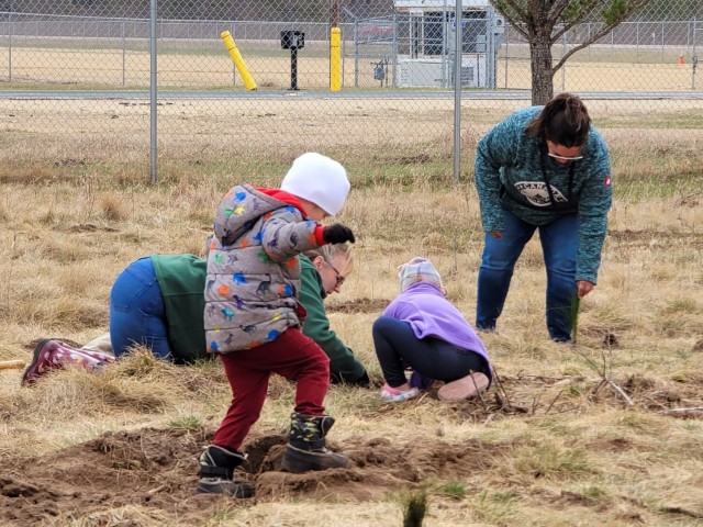 Dozens attend Fort McCoy’s 2022 Arbor Day observance, tree planting