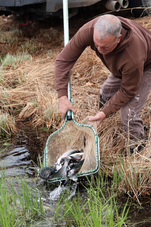 Thousands of rainbow trout stocked at Fort McCoy in time for 2022 fishing season