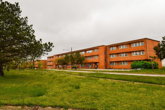 Building 652 on 7th Street was built in 1961, and is part of the 600 Area Rolling Pin Barracks historic district. The district is eligible for the National Register for Historic Places for its association with the build-up of the military during...