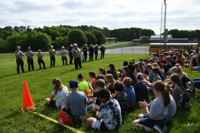 STEAM students participate in Old Hickory Dam Environmental Awareness Day