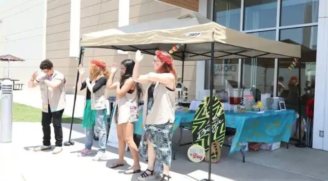 Lemonade dance