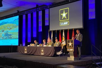 PEO EIS leaders bring enterprise perspective to meeting on Army's network strategy