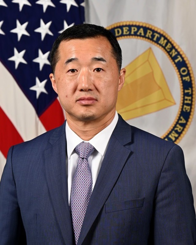 Sr.  Young Bang, Under-Secretary-General of the Army for Procurement, Logistics and Technology.