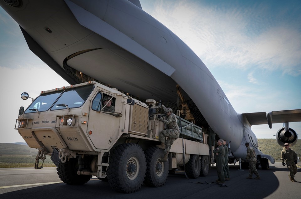 ‘Thunderbolt’ Soldiers Train With 446th Airlift Wing To Develop Rapid ...