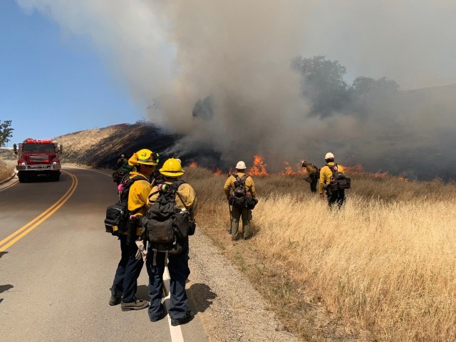 Presidio of Monterey, Camp Roberts fire departments hold prescribed burn