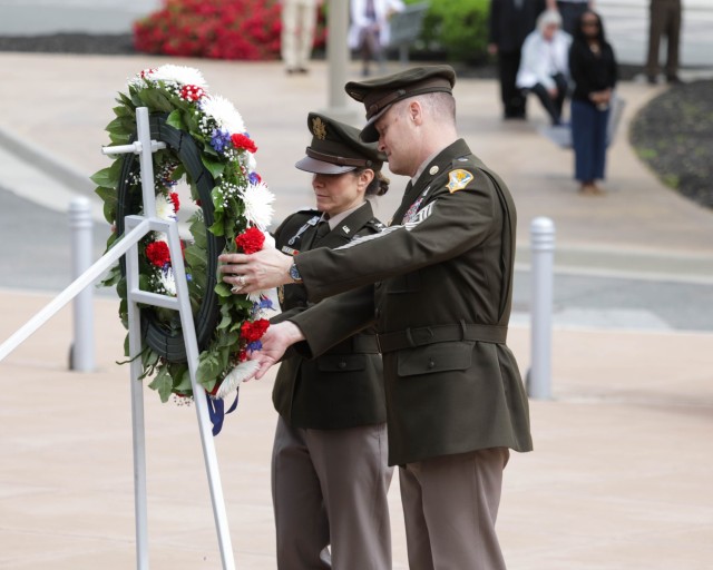 INSCOM honors fallen heroes with Memorial Day Ceremony