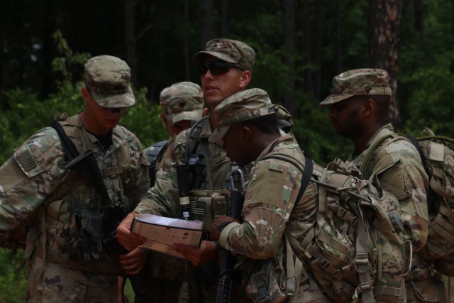 3rd Infantry Division Soldiers compete in Best Squad Competition