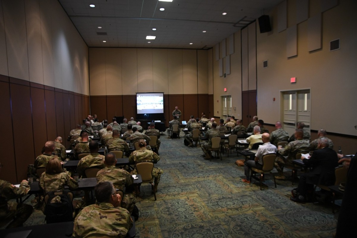 Nco Leadership Center Of Excellence Hosts Commandant Training Council Article The United