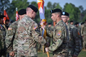 15th Signal Brigade welcomes new commander