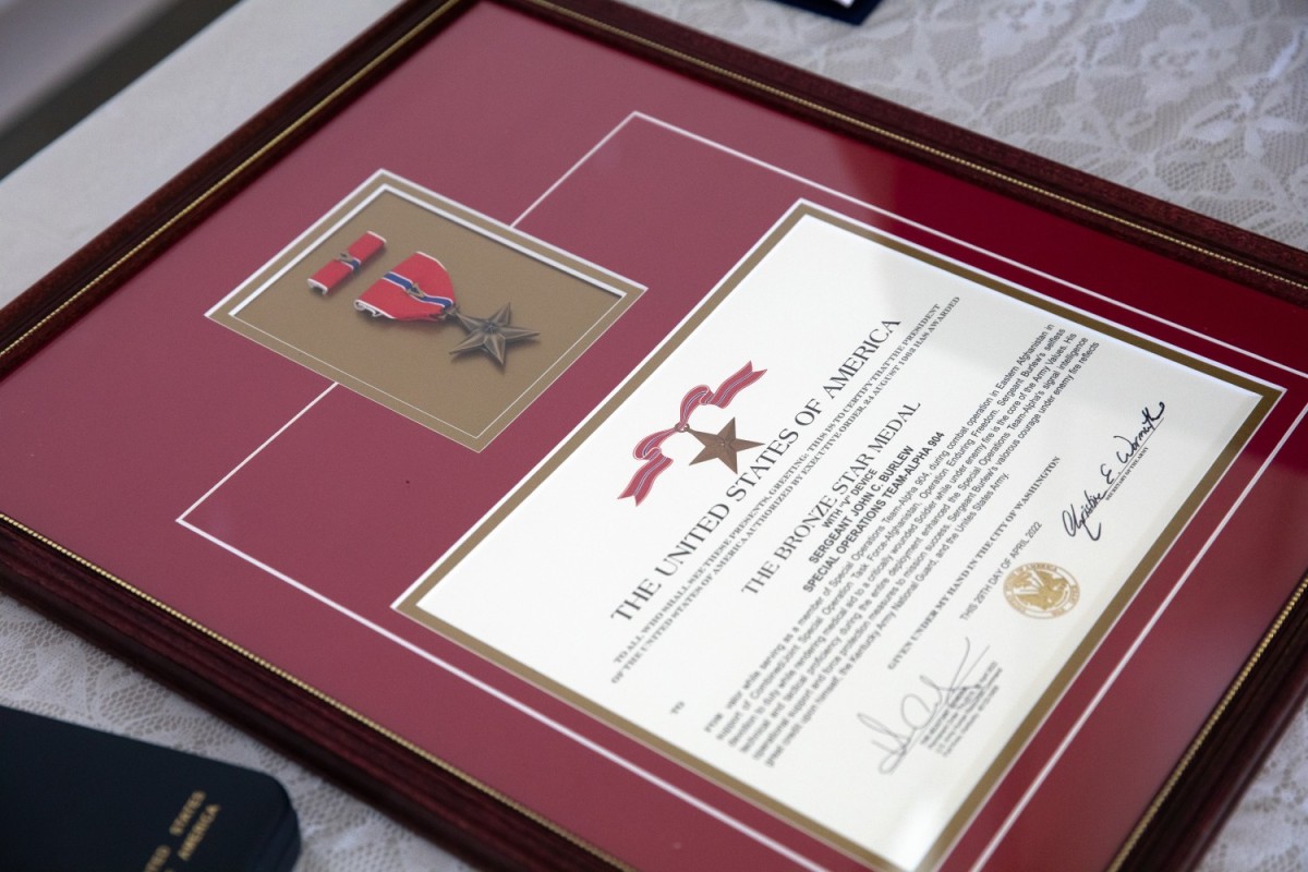 Kentucky Army Guard Veteran Awarded Bronze Star with Valor | Article ...