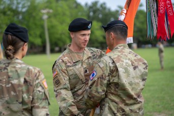 The 50th Expeditionary Signal Battalion-Enhanced (ESB-E), 35th Corps Signal Brigade welcomed their new commander