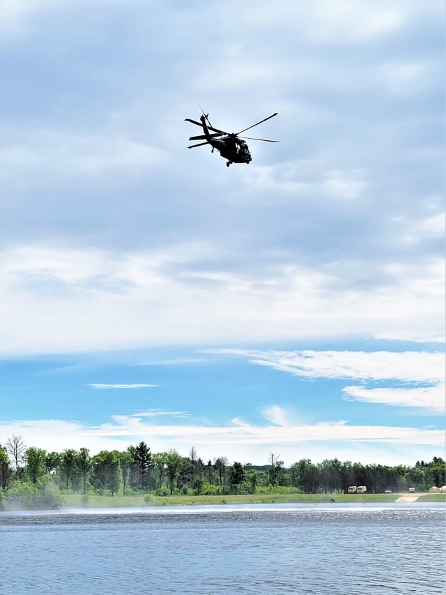 Wisconsin Guard UH-60 Soldiers hold live-hoist, medical-evacuation training at Fort McCoy