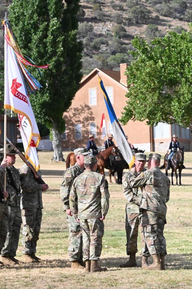 “Phoenix” Brigade welcomes new commander during change of command ceremony