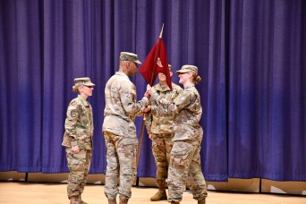 Andrew Rader U.S. Army Health Clinic welcomes new commander 