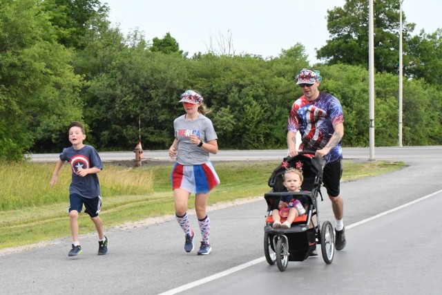 Photo Essay: Patriotic fun run gathers Fort Drum community members to starting line