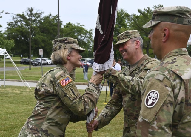 Fort Meade MEDDAC Change of Command