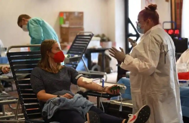 Armed Services Blood Program hosts its annual Grafenwoehr Blood Drive