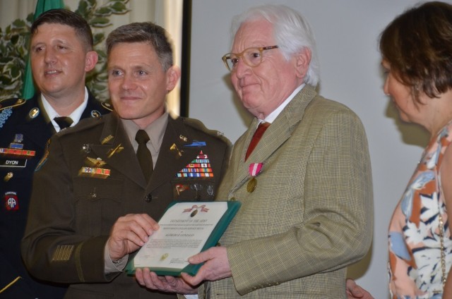 Garrison honors retirees at Caserma Ederle