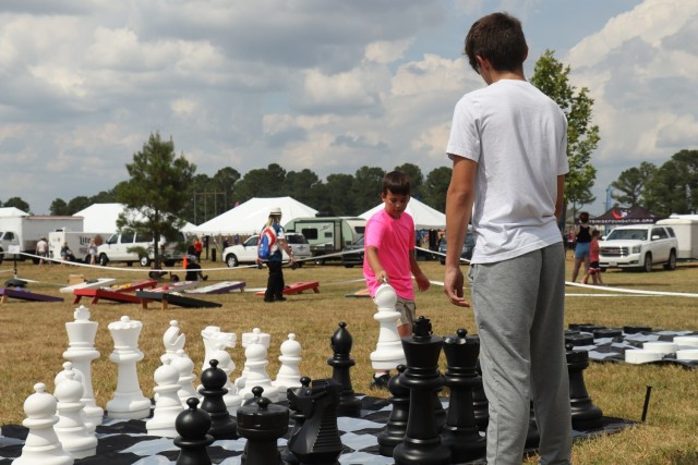 Fort Campbell celebrates Independence Day with concert, fireworks