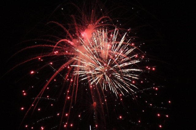 Fort Campbell celebrates Independence Day with concert, fireworks