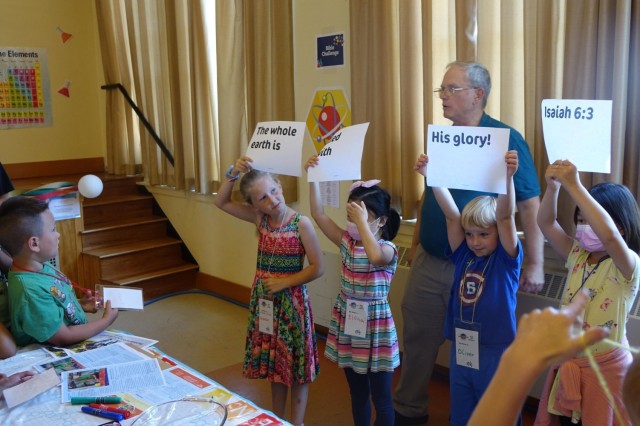 Children immerse themselves in &#39;God’s Wonder&#39; at VBS
