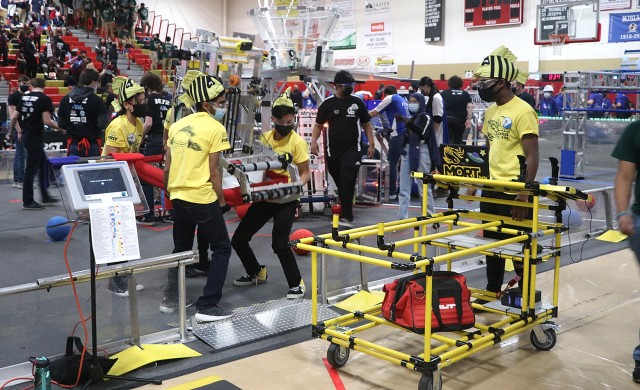 Fast-paced  robotics competition challenges STEM students