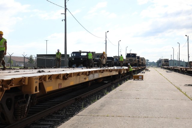 Fort McCoy supports rail movement for 107th Support Maintenance Company