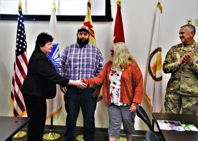 IMCOM-Readiness Director recognizes Fort McCoy personnel