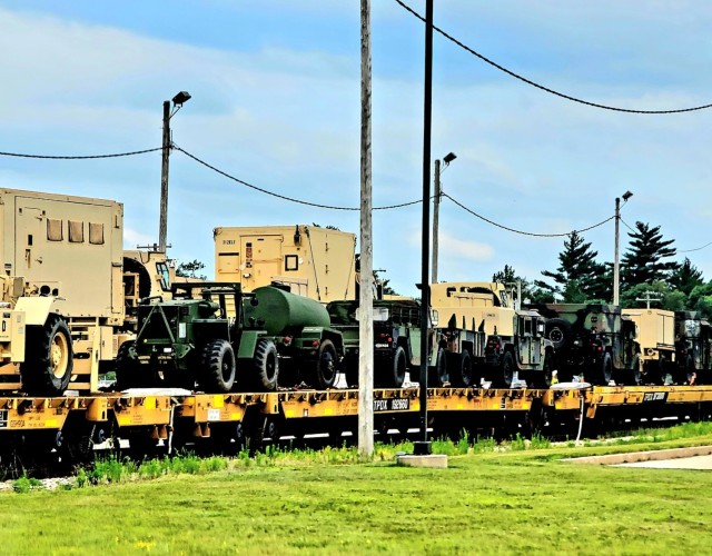 Fort McCoy supports rail movement for 107th Support Maintenance Company