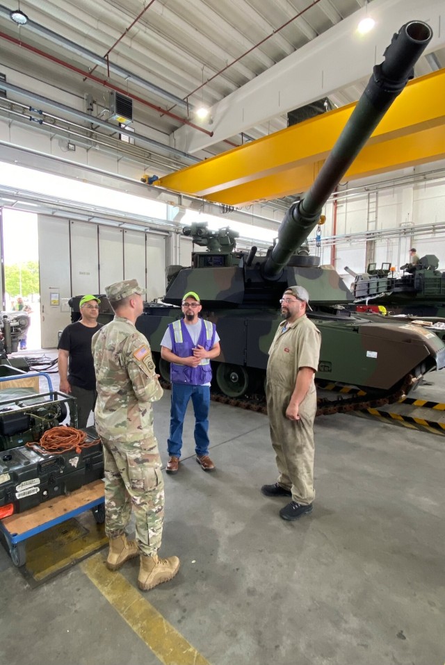 405th AFSB command team conducts site visit to AFSBn-Mannheim, Coleman APS-2 worksite