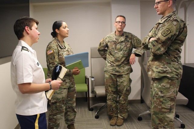 Fort Gordon Military Intelligence Career Day helps officers plan assignments