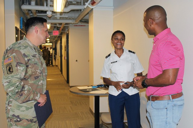 Fort Gordon Military Intelligence Career Day helps officers plan assignments