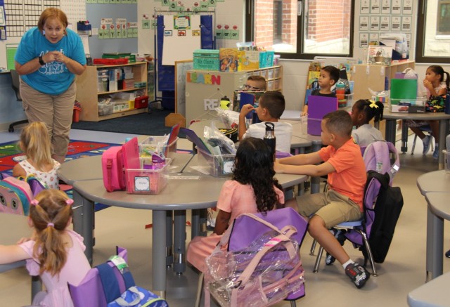 ‘GREAT ADVENTURE’ -- Fort Rucker's Parker Elementary welcomes students ...