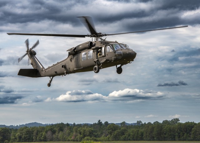 Illinois Guard aircrews test Army’s newest helicopter upgrade