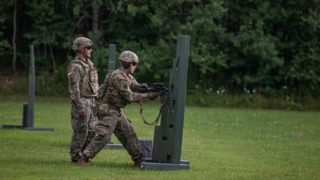 Vermont Infantry Trains Soldier Marksmanship Skills